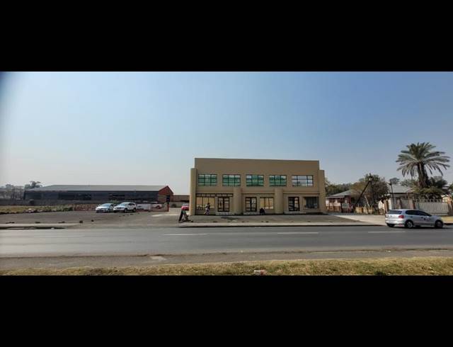 BUSINESS FOR SALE IN LADYSMITH CENTRAL